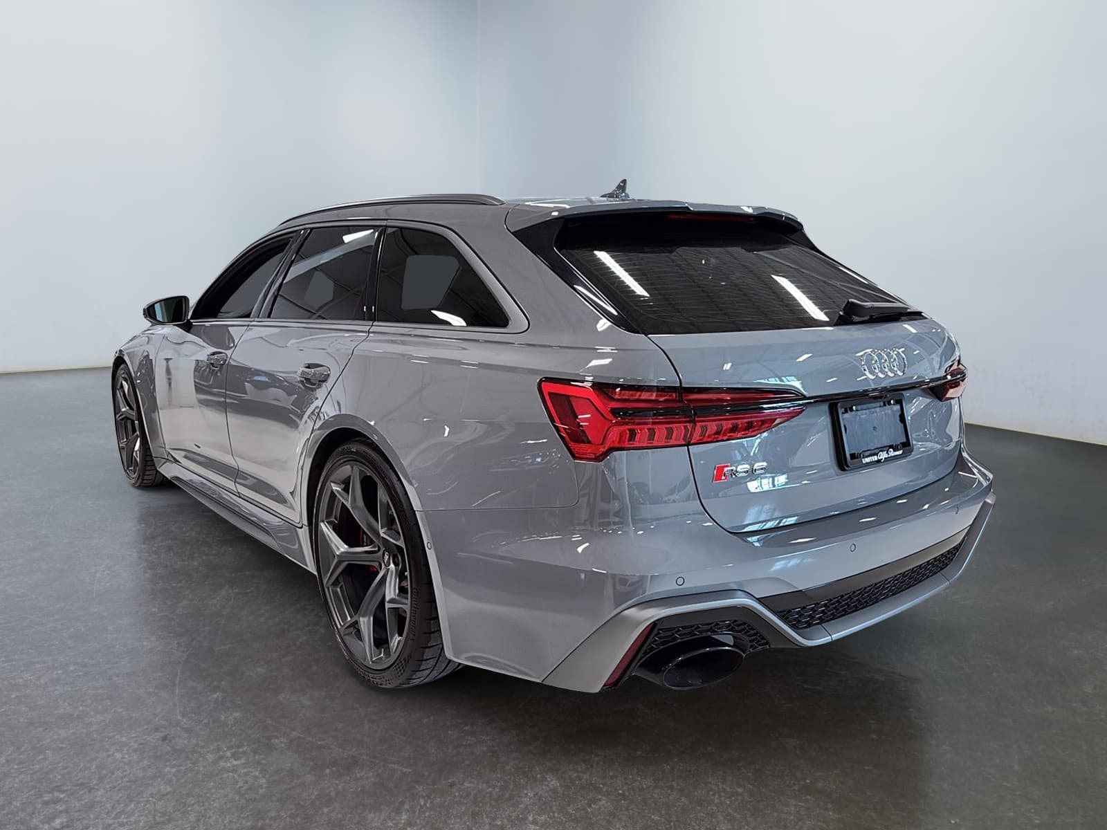 Audi RS 6 Avant Performance thumbnail 4
