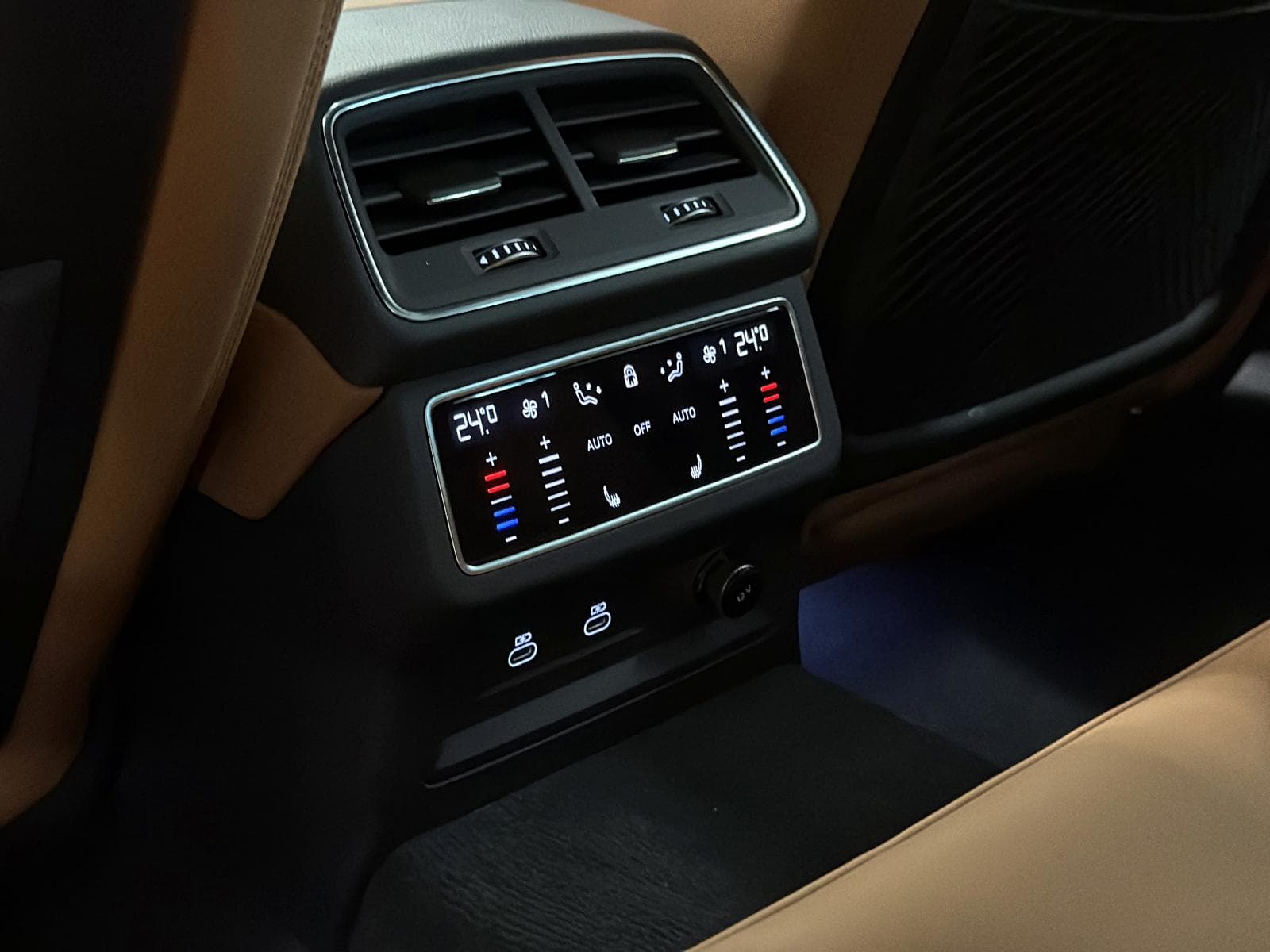 Audi RS 6 Avant Performance thumbnail 15